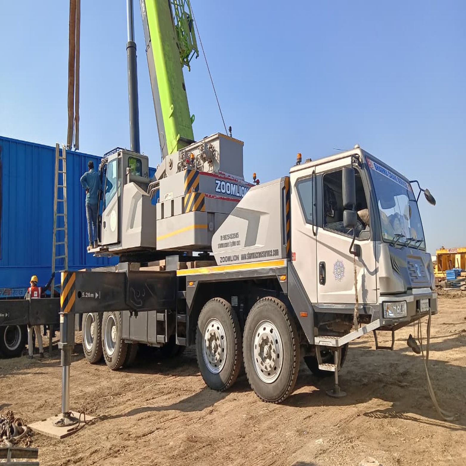 Telescopic Crane Rental Service